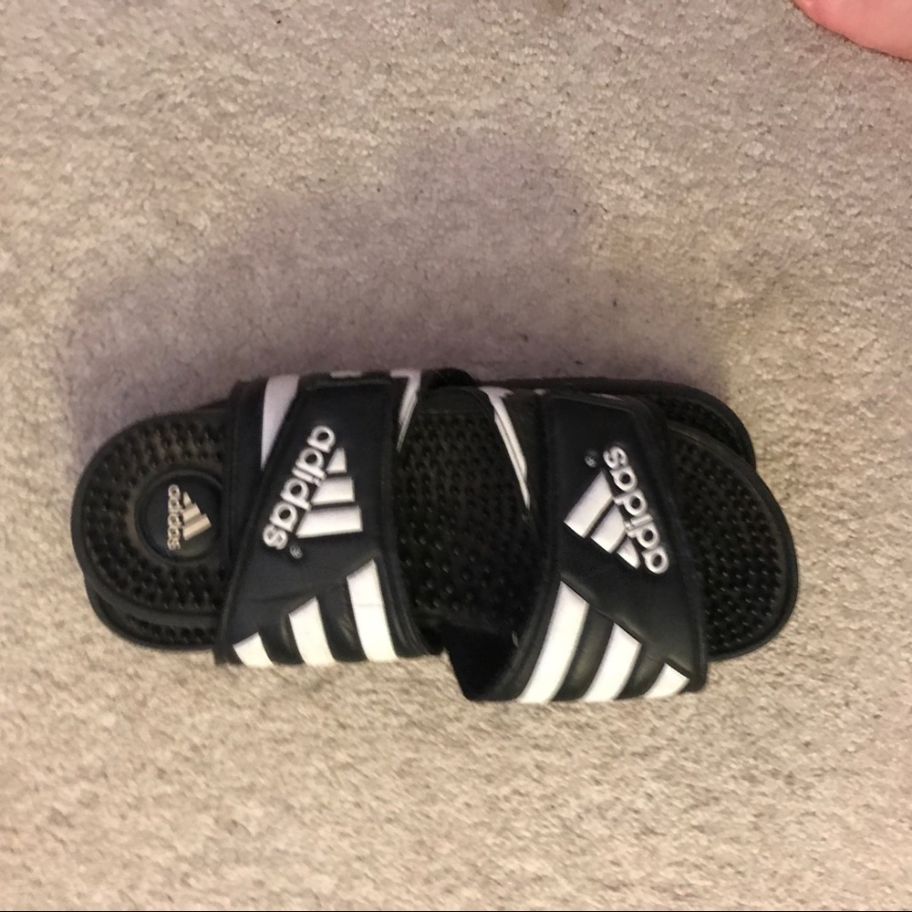 adidus slides